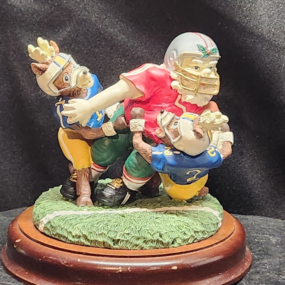 ​Vintage 1990s Ohio State vs Michigan Santa Football Figurine - The Game Rivalry